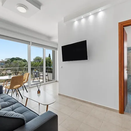 Celestial Luxury Residences Apartmán
